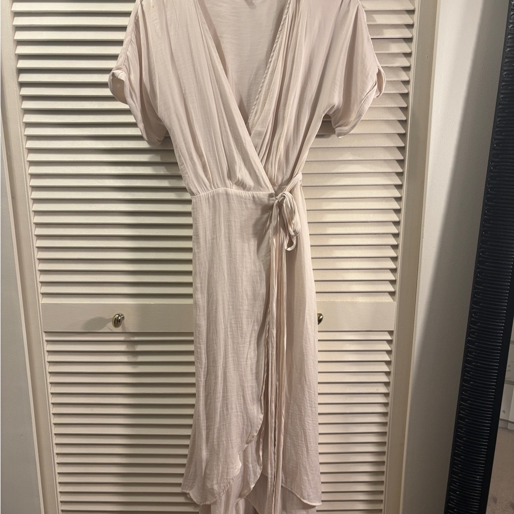 Elegant Cream Midi Dress